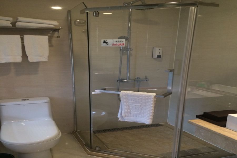 Huang Cheng Hotel 3*