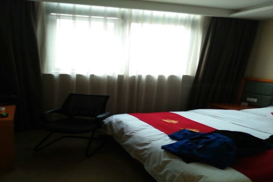 Huang Cheng 3*
